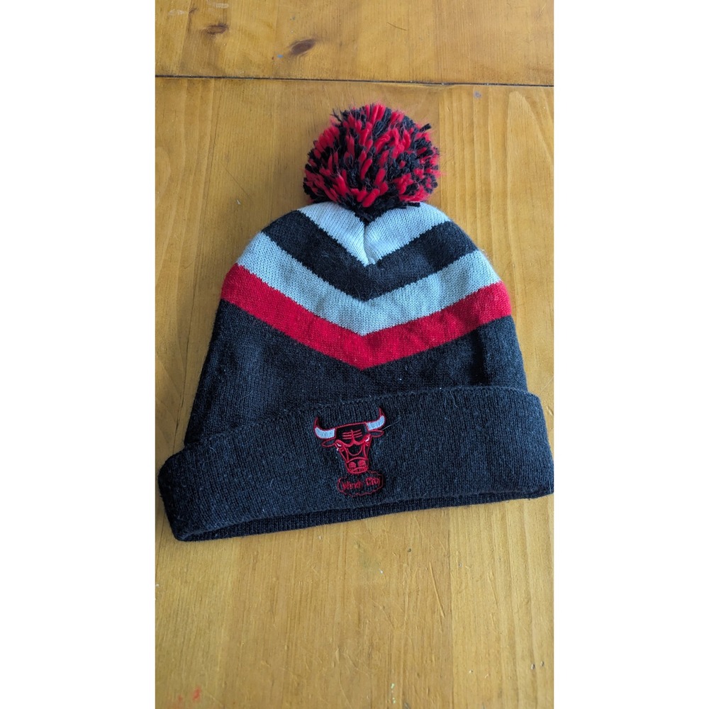 Mitchell & Ness Chicago Bulls Windy City Beanie Black Red KQ58Z NBA‎ Hat